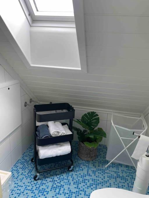 Koselig Garasjeloft! Apartment Langevag Ngoại thất bức ảnh