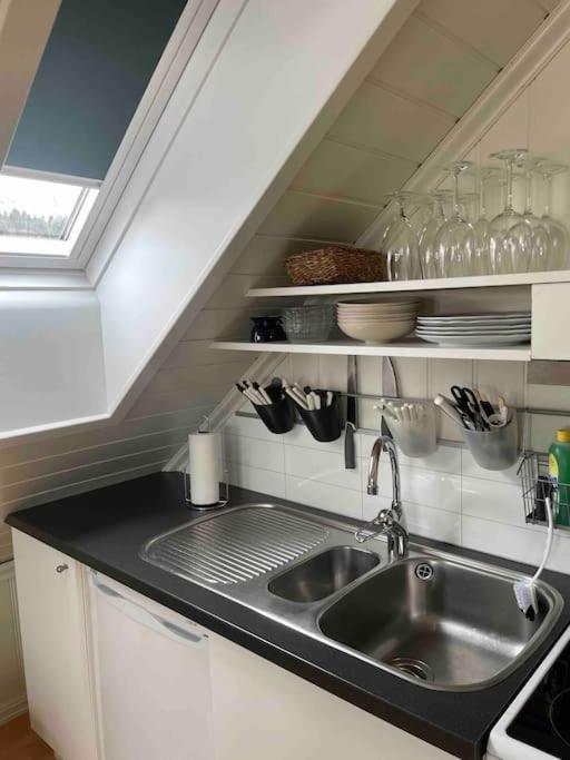 Koselig Garasjeloft! Apartment Langevag Ngoại thất bức ảnh